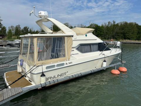 Bayliner 2858