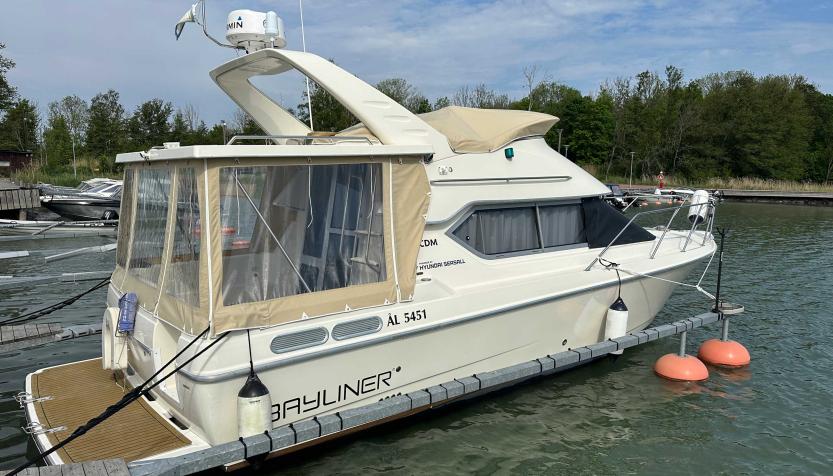 Bayliner 2858